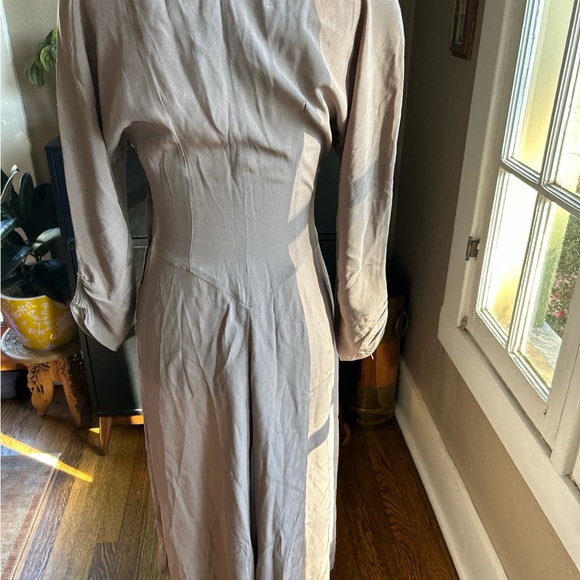Vintage Taupe Long Sleeve Dress - Picture 6 of 8